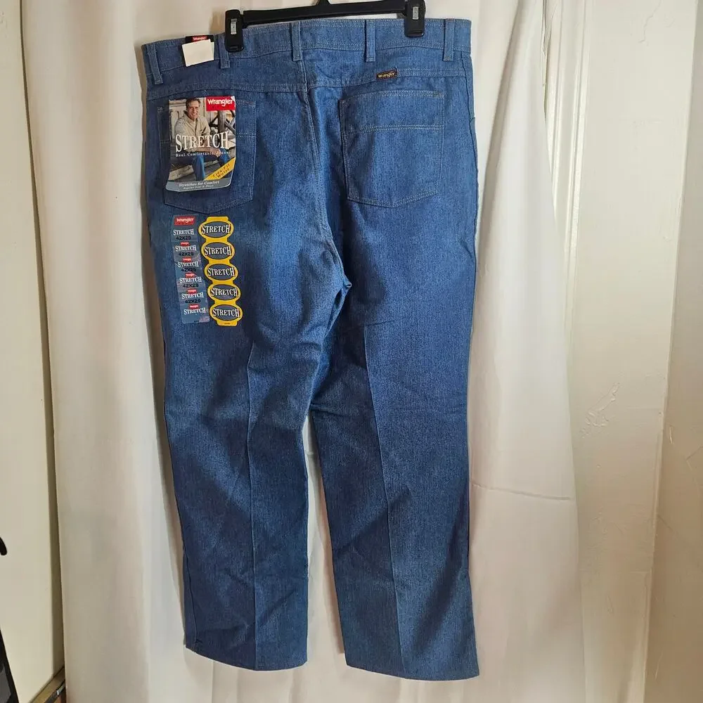 Wrangler Men's Jeans Flex-fit Waist and Stretches for Comfort Size 42x29